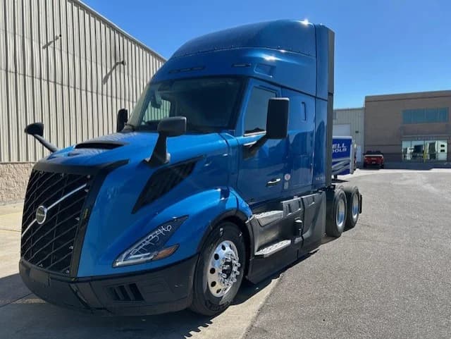 2026 Volvo in Kansas City, MO