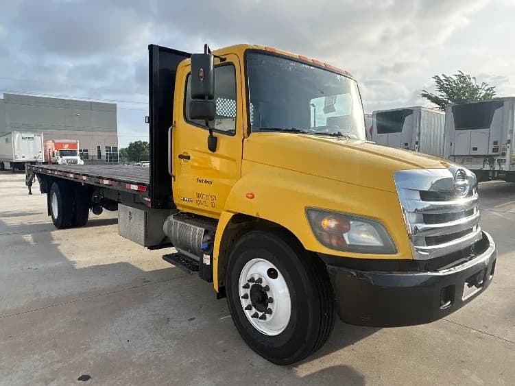 2019 Hino 268 in Houston, TX
