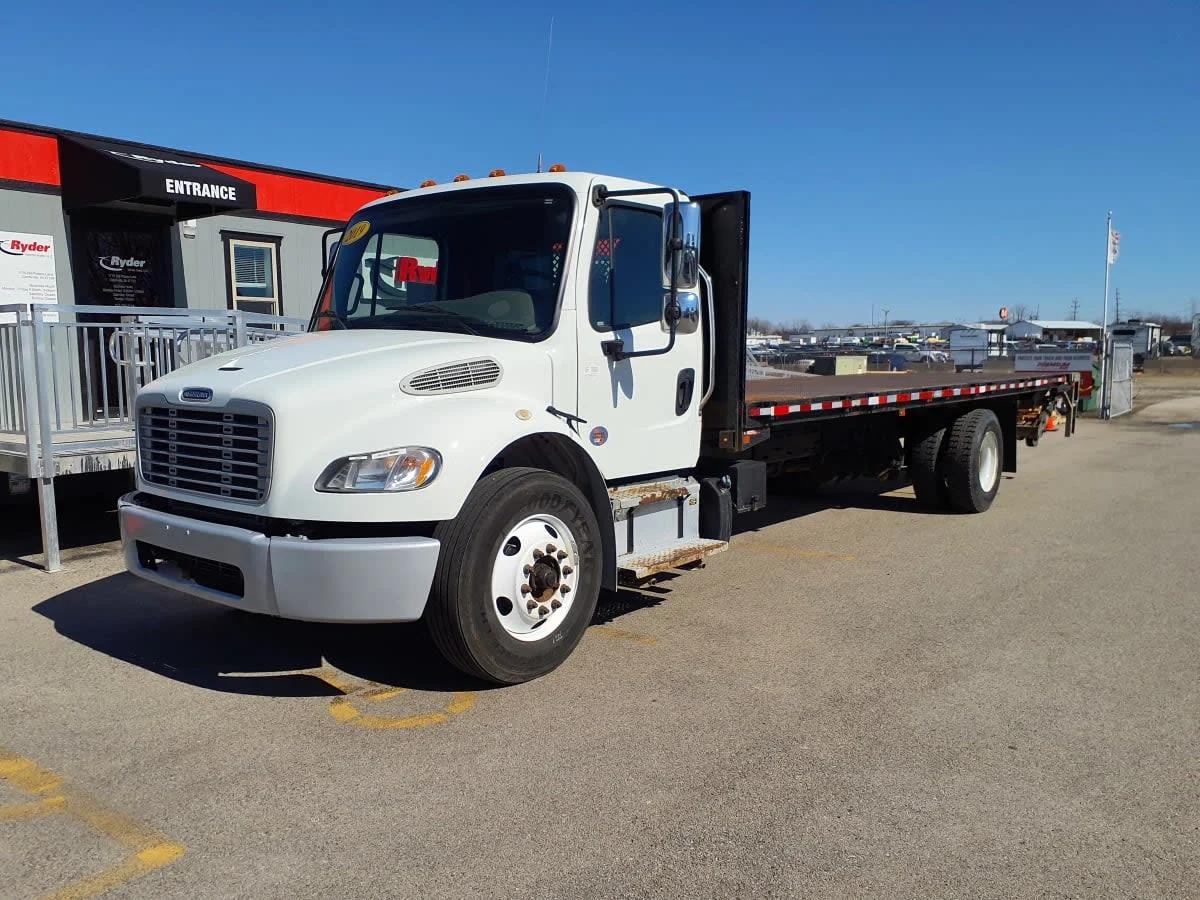 2019 Freightliner M2 106