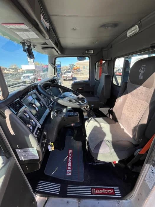 2016 Kenworth — photo 11