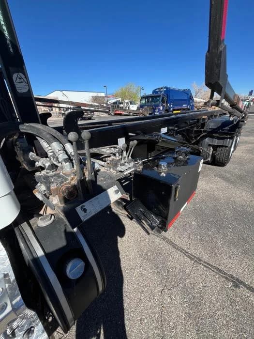 2016 Kenworth — photo 24