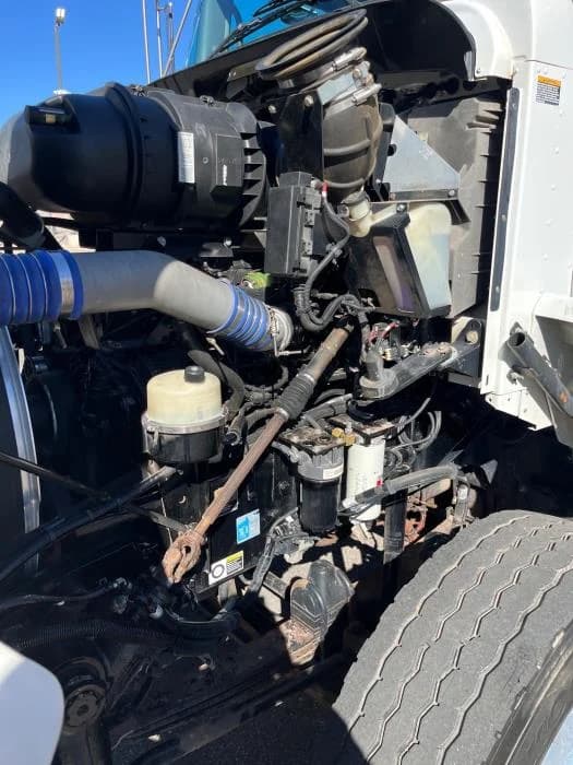 2016 Kenworth — photo 23