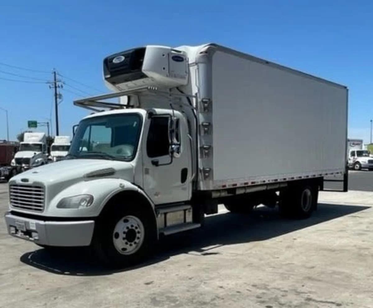 2019 Freightliner M2 106