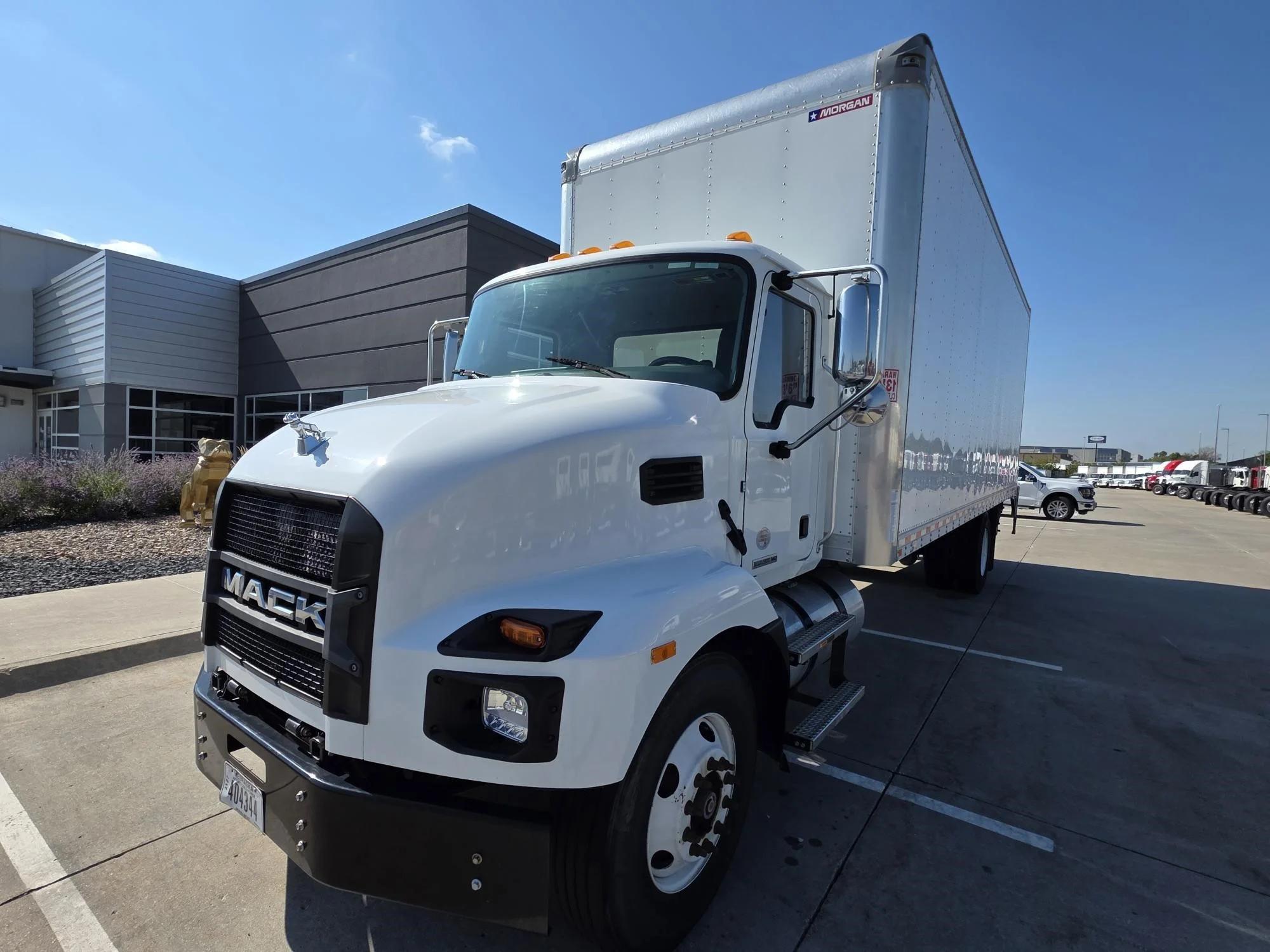 2022 Mack MD
