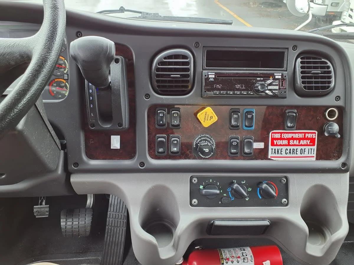 2020 Freightliner M2 106 in Salisbury, MA — photo 11
