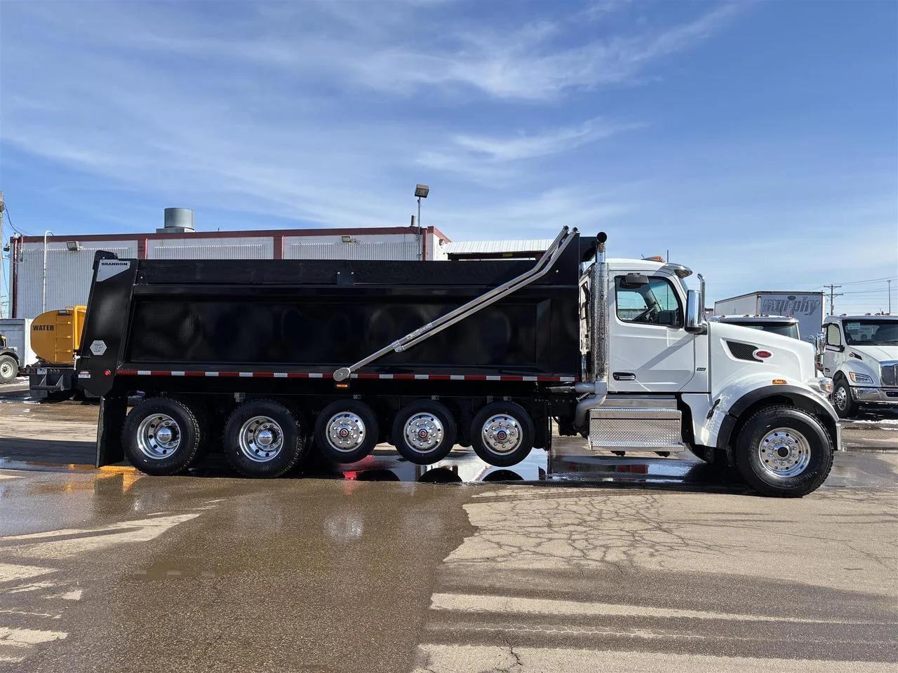 2026 Peterbilt 567 in South St. Paul, MN — photo 5