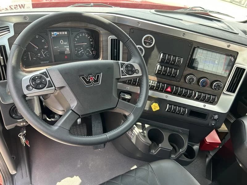 2026 Western Star 49X in Pittsburgh, PA — photo 12