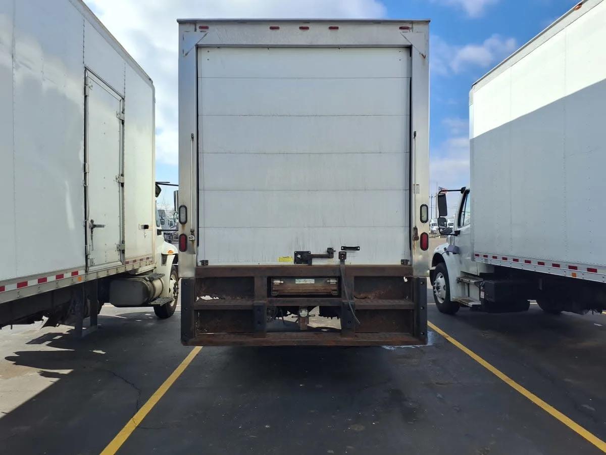 2018 International 4300 in Taylor, MI — photo 5
