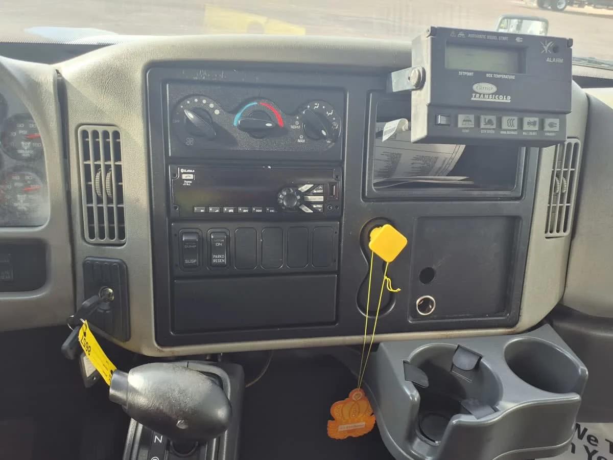 2018 International 4300 in Taylor, MI — photo 15