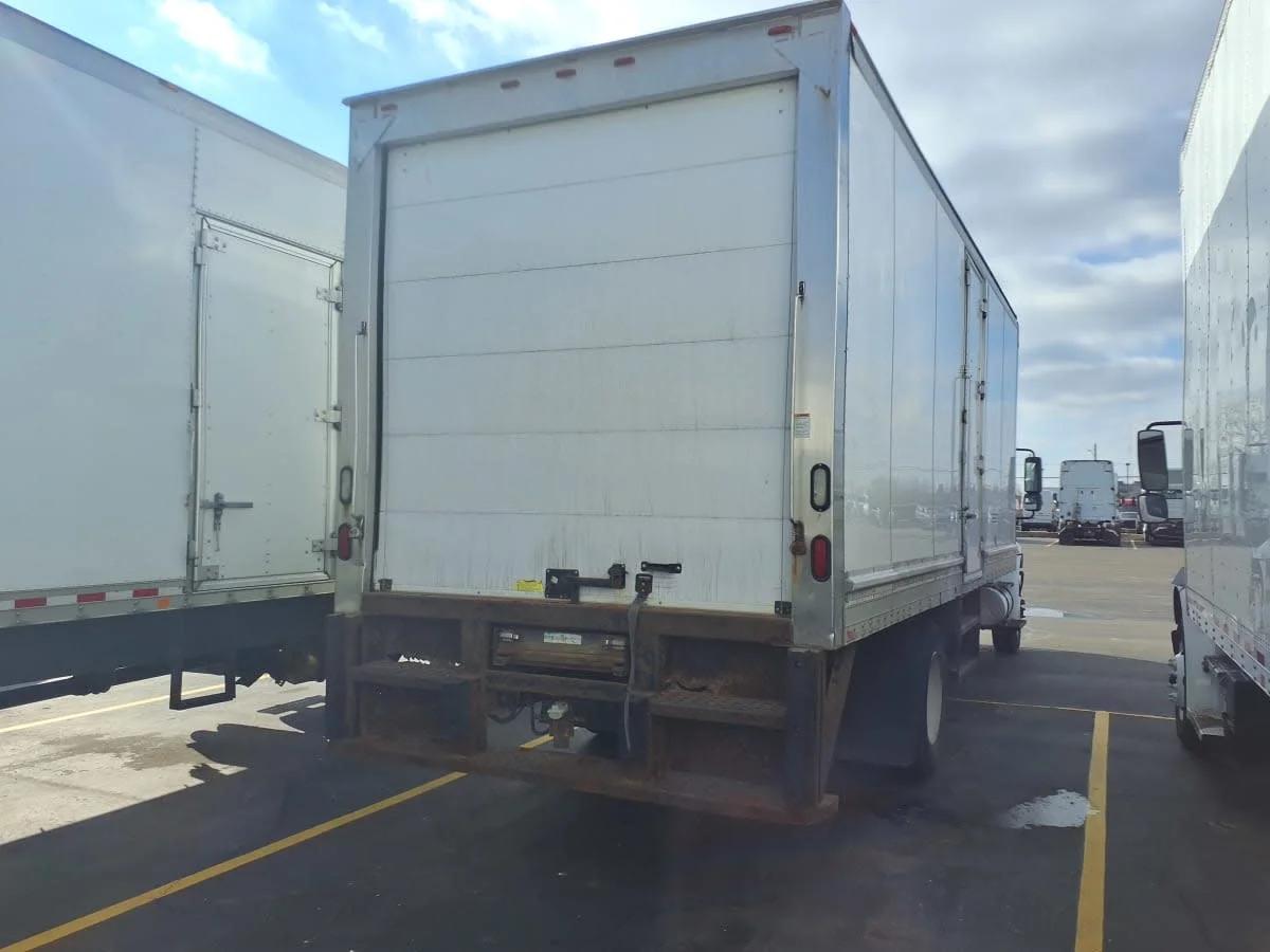 2018 International 4300 in Taylor, MI — photo 4