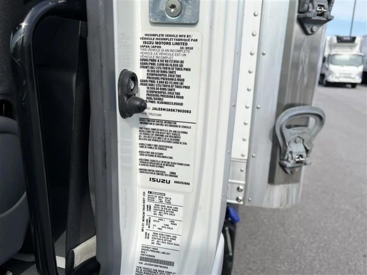 2019 Isuzu NQR in Beltsville, MD — photo 10