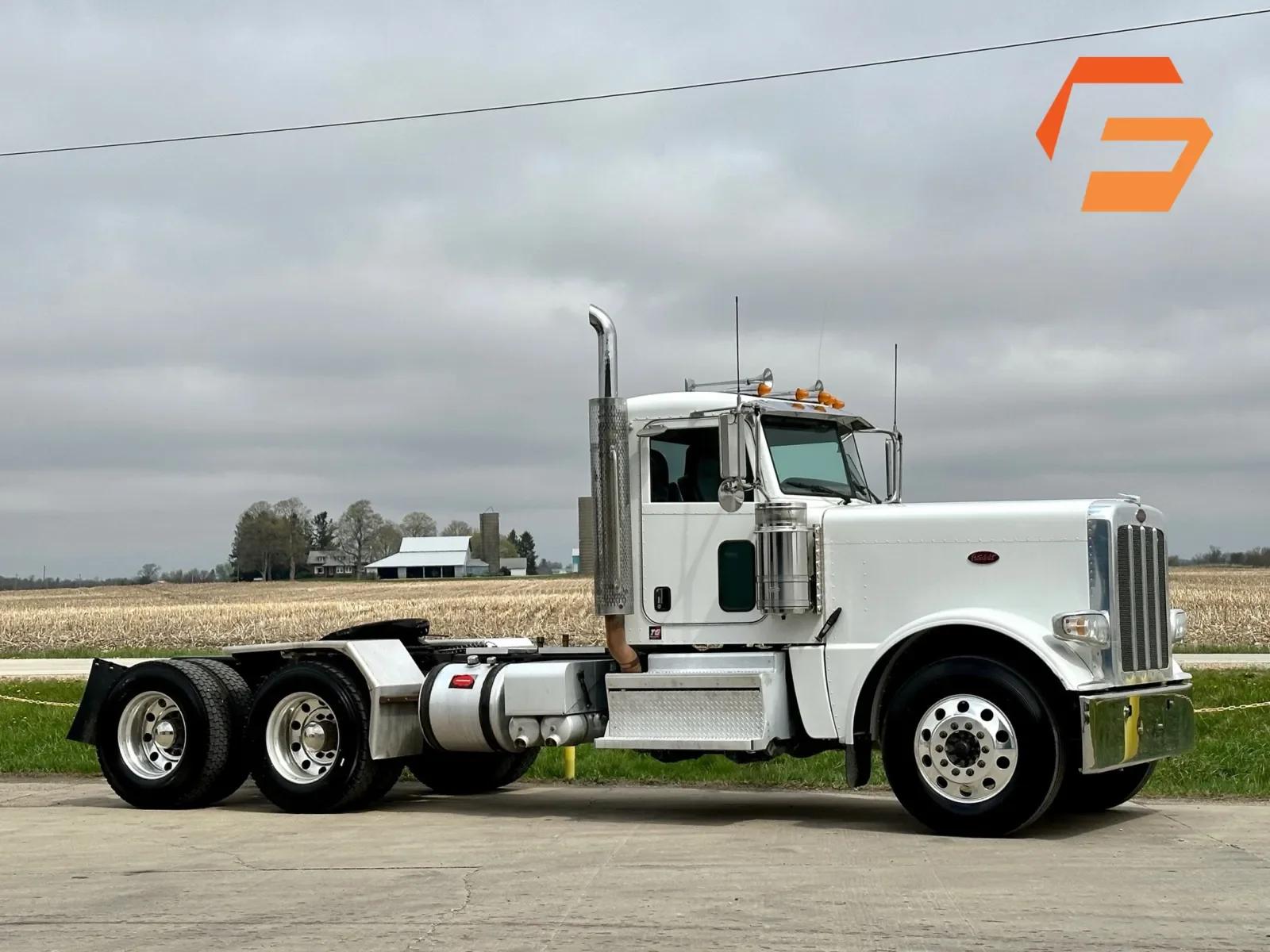 2020 Peterbilt 389