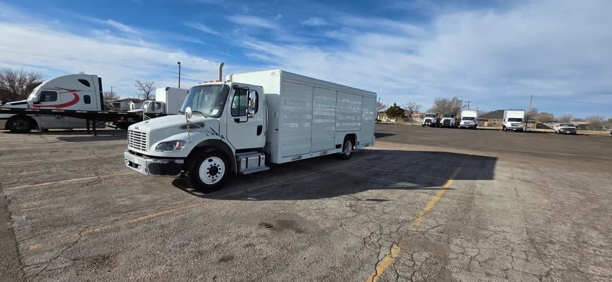 2020 Freightliner M2 106