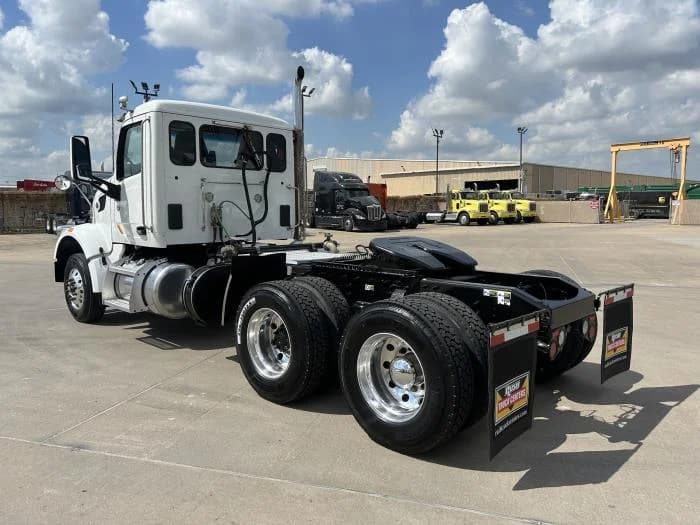 2020 Peterbilt 567 in Houston, TX — photo 4