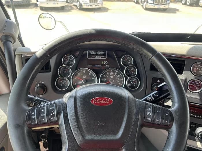 2020 Peterbilt 567 in Houston, TX — photo 31