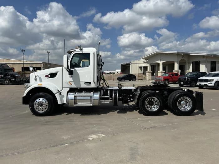 2020 Peterbilt 567 in Houston, TX — photo 3