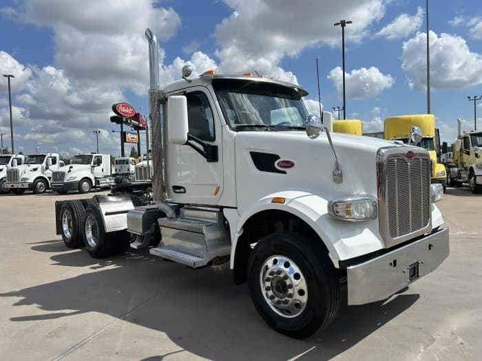 2020 Peterbilt 567 in Houston, TX — photo 8