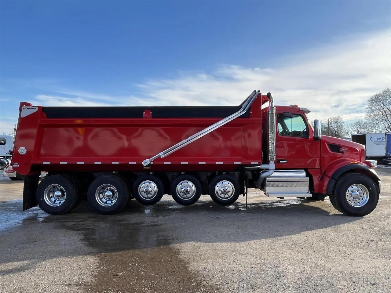 2026 Peterbilt 567 in South St. Paul, MN — photo 4