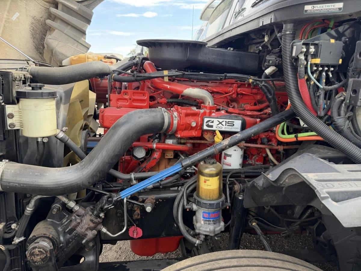 2020 International LT in Phoenix, AZ — photo 9