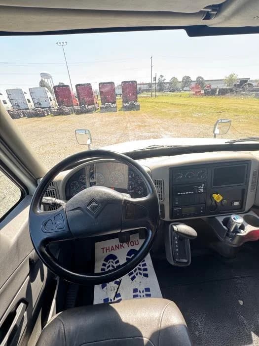 2019 International 4300 — photo 18