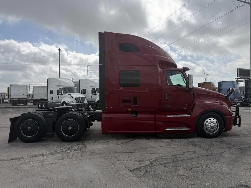 2024 International LT in Dallas — photo 2