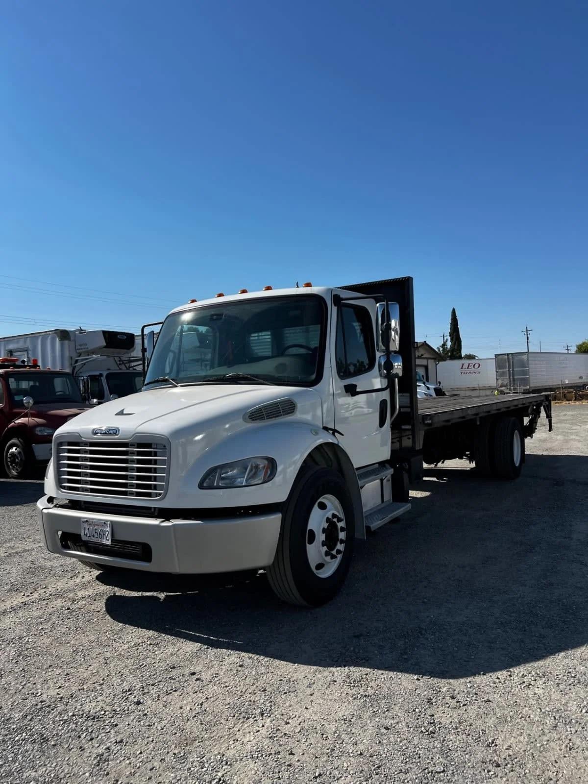 2018 Freightliner M2 106