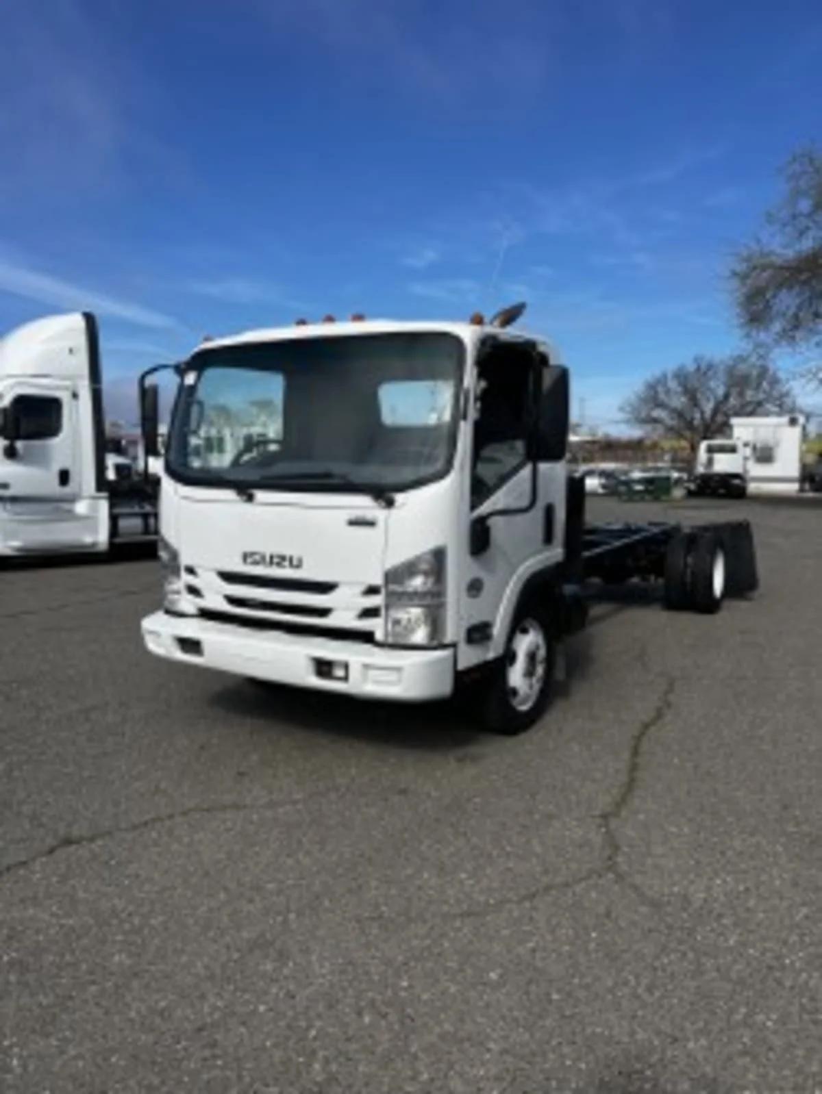 2019 Isuzu NRR