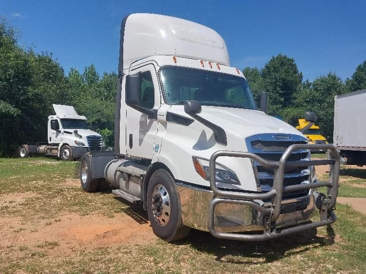 2020 Freightliner Cascadia in Mcdonough, GA