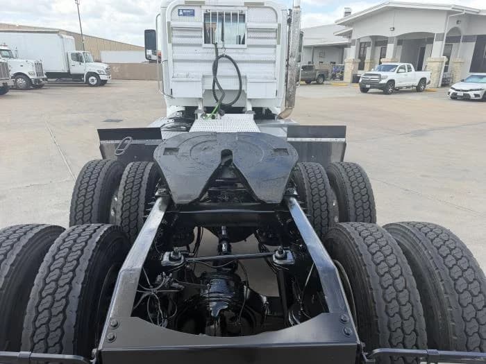 2019 Peterbilt 579 — photo 17