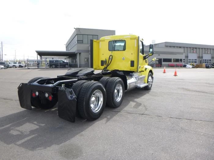 2021 Peterbilt 579 in Pueblo, CO — photo 8