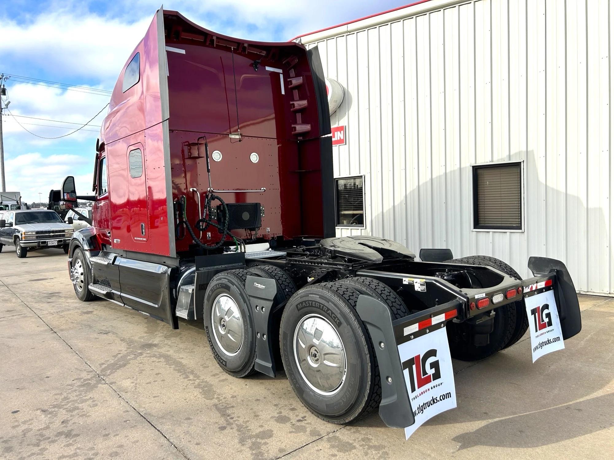 2023 Peterbilt 579 in Joplin, MO — photo 5