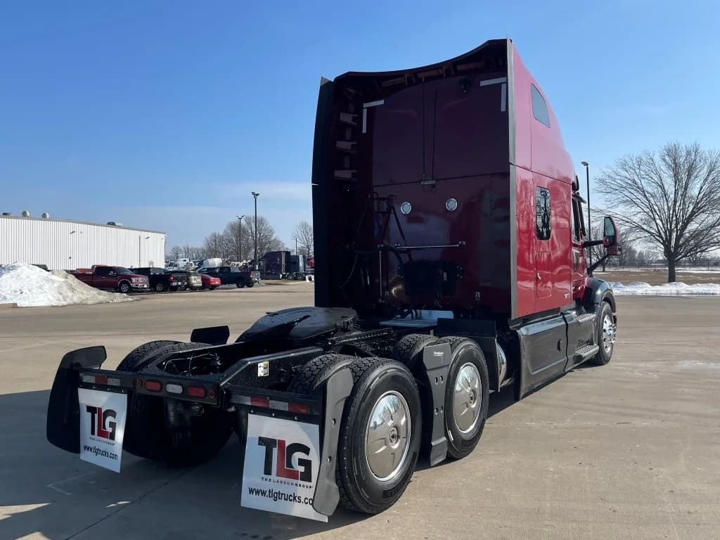 2023 Peterbilt 579 in Springfield, MO — photo 5