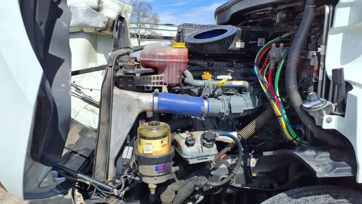2020 Freightliner Cascadia in West Chester, OH — photo 9