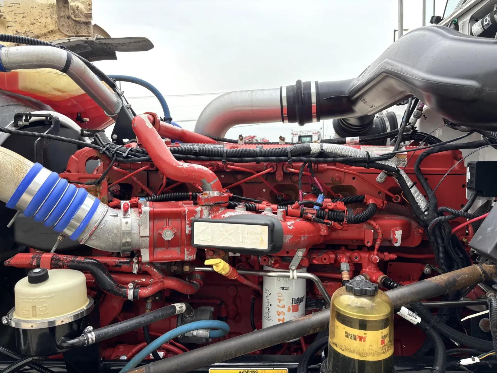 2021 Peterbilt 389 in Hutchins, TX — photo 13