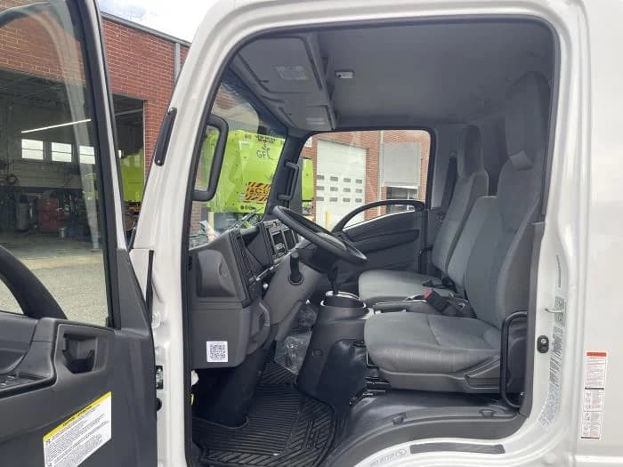 2026 Isuzu NRR in Orlando, FL — photo 16