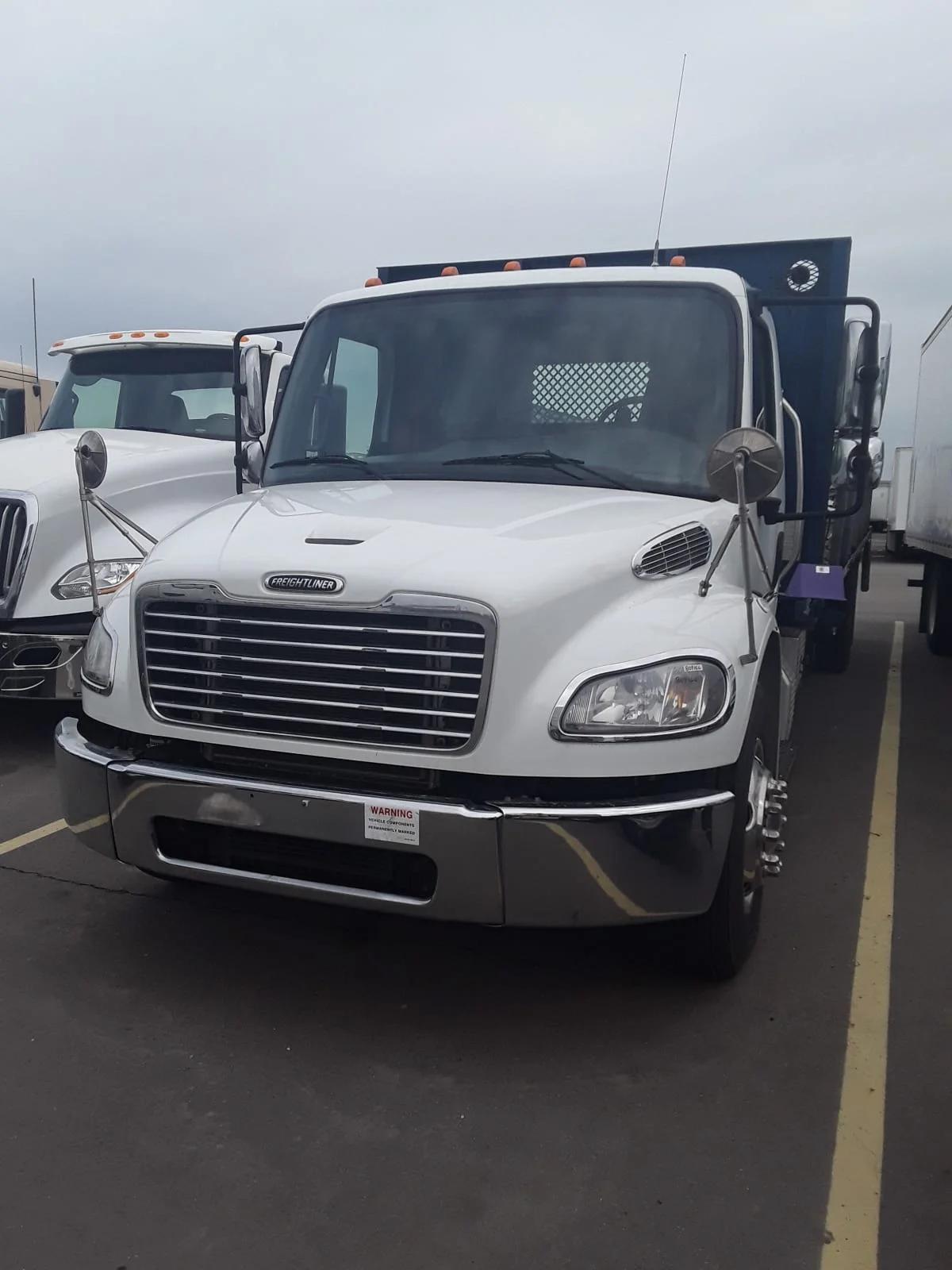 2019 Freightliner M2 106 in Taylor, MI — photo 3