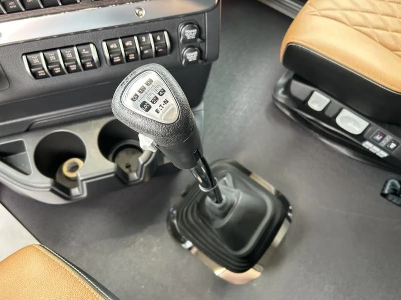 2026 Western Star 49X in Pittsburgh, PA — photo 14
