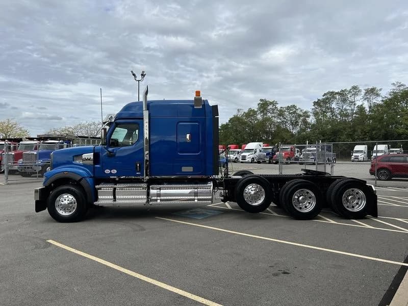 2026 Western Star 49X in Pittsburgh, PA — photo 9