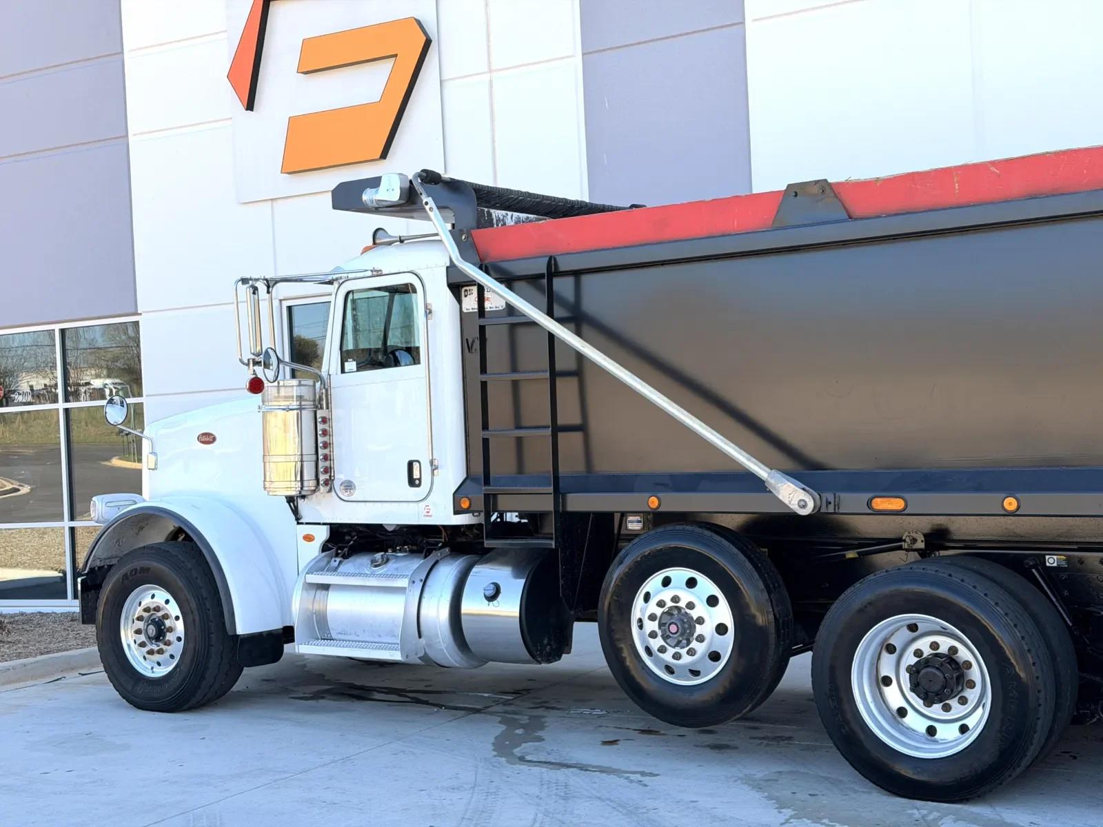 2016 Peterbilt 367 in Greer, SC — photo 9
