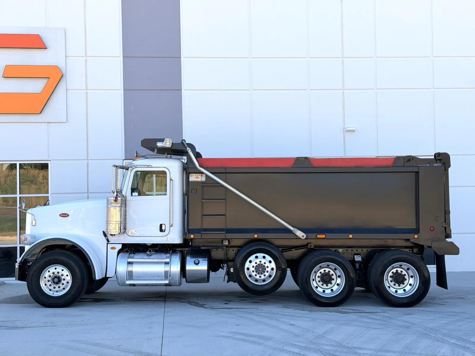 2016 Peterbilt 367 in Greer, SC — photo 5