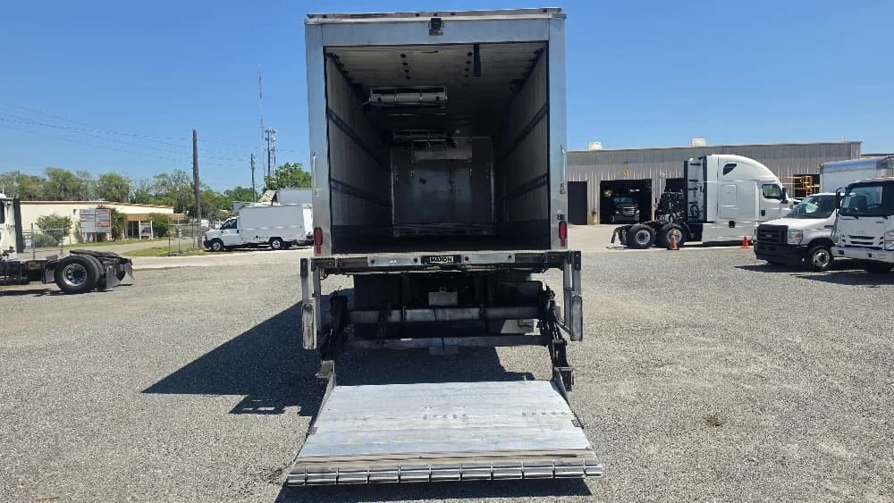 2020 Freightliner M2 106 in Bronx, NY — photo 9
