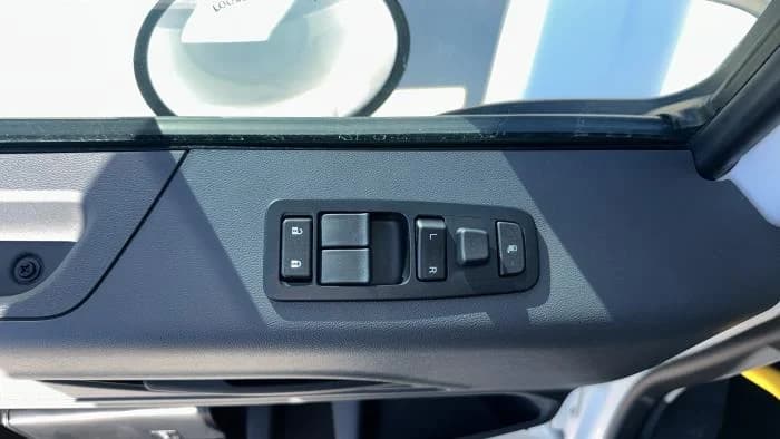 2025 Peterbilt 536 — photo 27