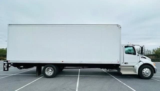 2025 Peterbilt 536 — photo 4