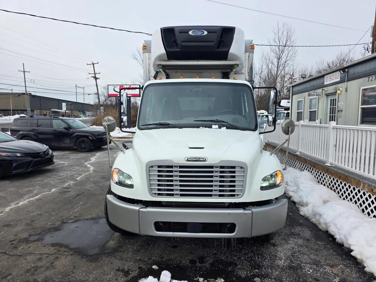 2019 Freightliner M2 106 in Bensalem, PA — photo 2