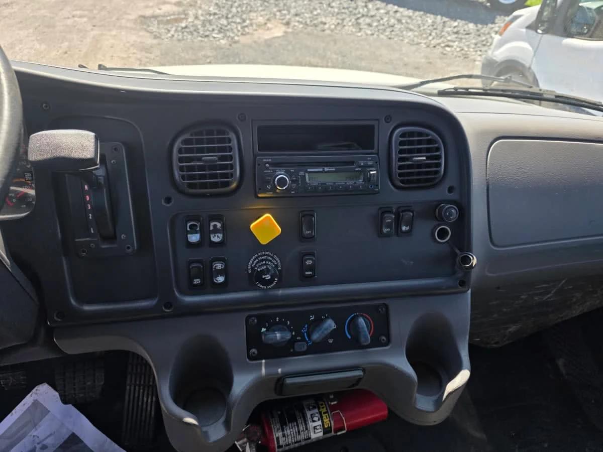 2016 Freightliner M2 106 in Bensalem, PA — photo 11