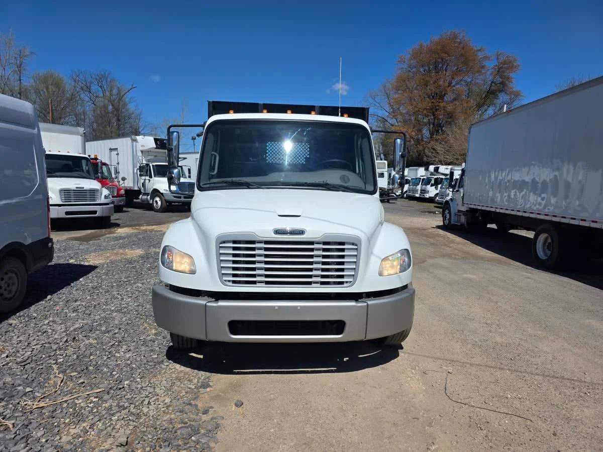 2016 Freightliner M2 106 in Bensalem, PA — photo 2