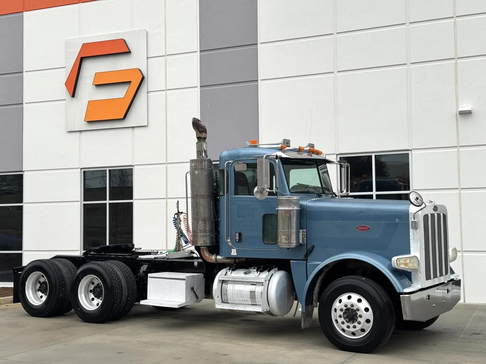 2009 Peterbilt 388