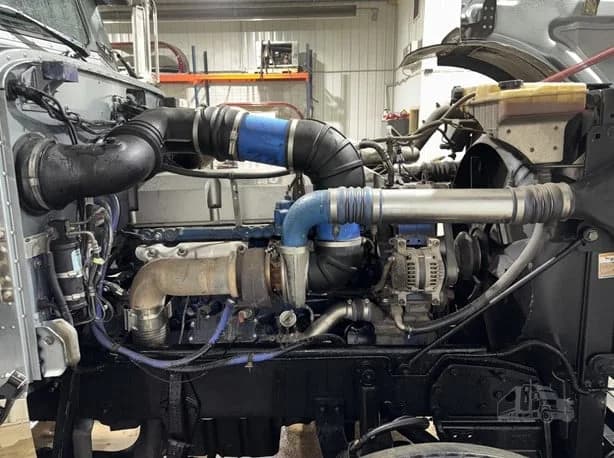2014 Peterbilt 389 in Hartford, SD — photo 23
