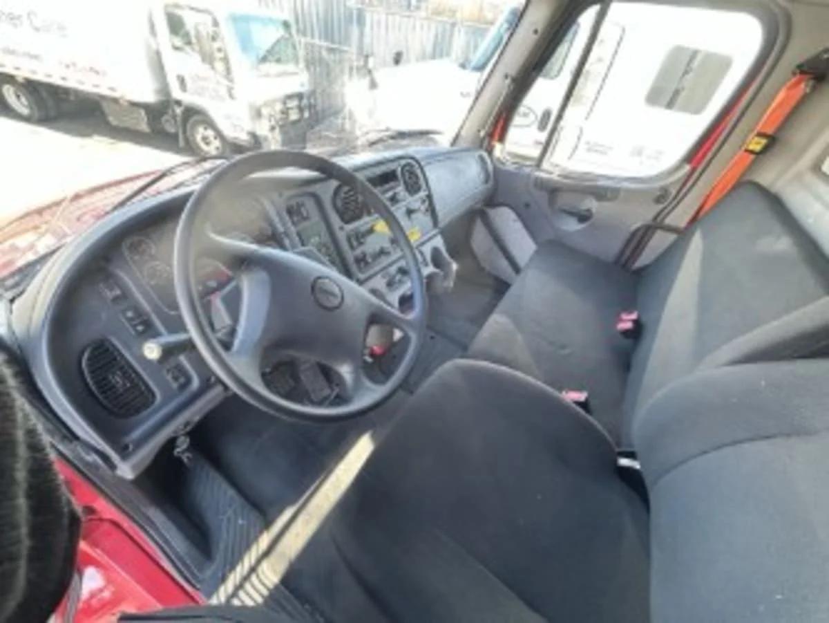 2019 Freightliner M2 106 in Newark, NJ — photo 14
