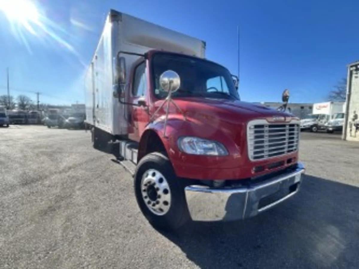 2019 Freightliner M2 106 in Newark, NJ — photo 3